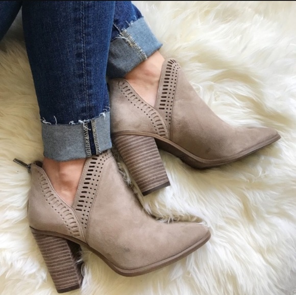 Vince Camuto Shoes - Vince Camito Fileana Split Side Bootie